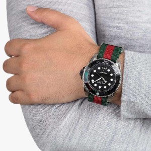 Gucci YA136209